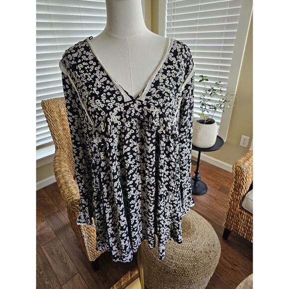Free People Dresses & Skirts - Free People Floral Bell Sleeve Babydoll Dress M Tunic Lace Trim M Festival Boho